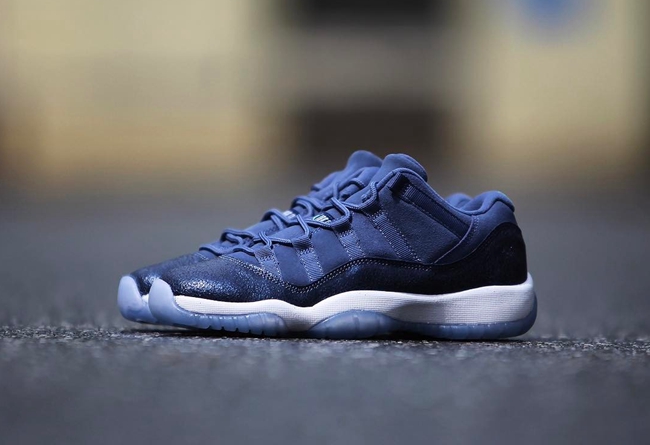 Air Jordan 11 Low GS,AJ11,5805 绝美鞋面纹理!蓝月亮 Air Jordan 11 Low GS 实物亮相 Air Jordan 11 Low GS,AJ11,5805 绝美鞋面纹理!蓝月亮 Air Jordan 11 Low GS 实物亮相
