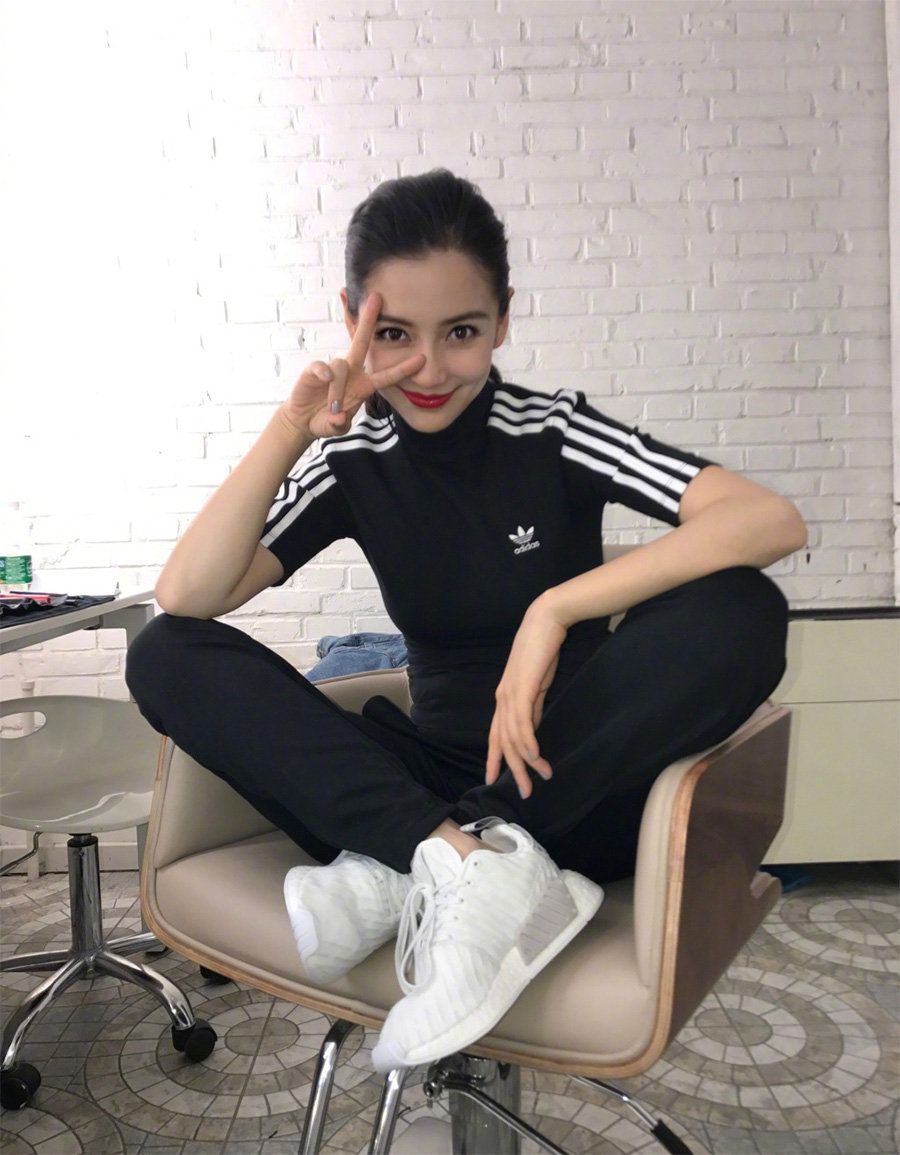 球鞋上脚 看看六叔、Baby 和冠希今天都穿了什么新鞋! 球鞋上脚 看看六叔、Baby 和冠希今天都穿了什么新鞋!