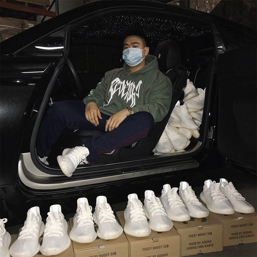 CP9366,Yeezy 350 Boost V2,Yeez CP9366 你在苦等 Yeezy 小白鞋发售,有人已经堆成了山,还有更过分的! CP9366,Yeezy 350 Boost V2,Yeez CP9366 你在苦等 Yeezy 小白鞋发售,有人已经堆成了山,还有更过分的!