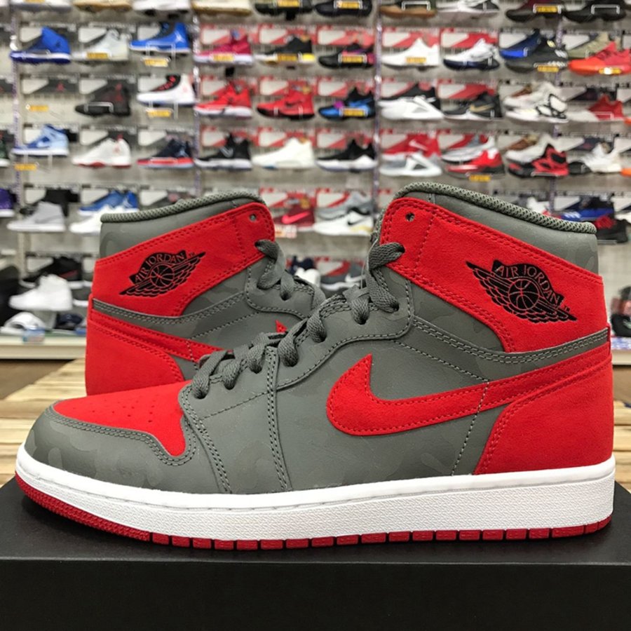 Air Jordan 1,AJ1,Camo 特殊迷彩装扮!两款 Air Jordan 1 “Camo” 你给打几分? Air Jordan 1,AJ1,Camo 特殊迷彩装扮!两款 Air Jordan 1 “Camo” 你给打几分?