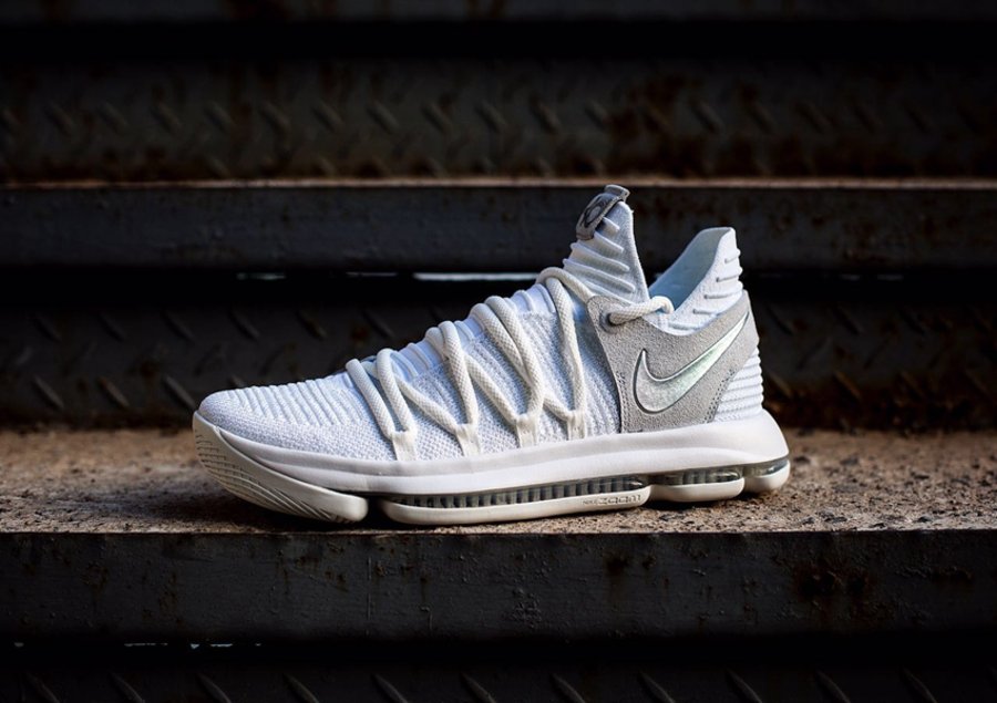 Nike,KD10,897815-100 比上一代更值得买!杜兰特全新战靴 KD 10 实物开箱 Nike,KD10,897815-100 比上一代更值得买!杜兰特全新战靴 KD 10 实物开箱