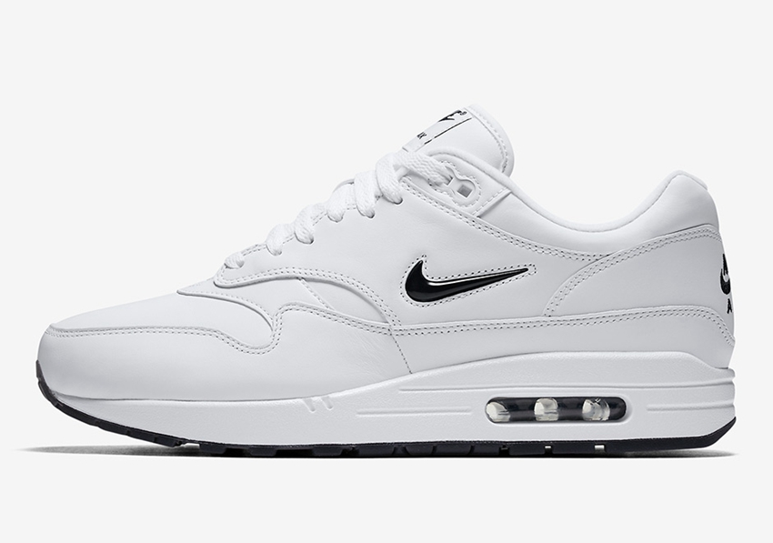 Nike,Air Max 1,918354-103,918 个性又精致!迷你勾的 Air Max 1 “Jewel” 鞋底还暗藏惊喜! Nike,Air Max 1,918354-103,918 个性又精致!迷你勾的 Air Max 1 “Jewel” 鞋底还暗藏惊喜!