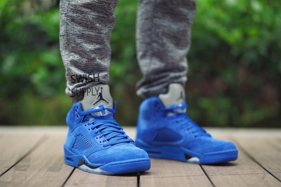 AJ5,Air Jordan 5,136021-401,13 秋季发售!提前感受 Air Jordan 5 红、蓝麂皮的上脚魅力! AJ5,Air Jordan 5,136021-401,13 秋季发售!提前感受 Air Jordan 5 红、蓝麂皮的上脚魅力!