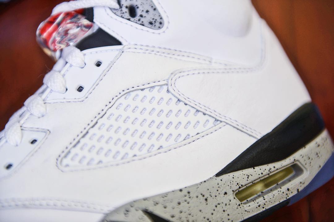 AJ5,Air Jordan 5,136027-104 黑白灰的经典搭配!白水泥 Air Jordan 5 细节图释出! AJ5,Air Jordan 5,136027-104 黑白灰的经典搭配!白水泥 Air Jordan 5 细节图释出!