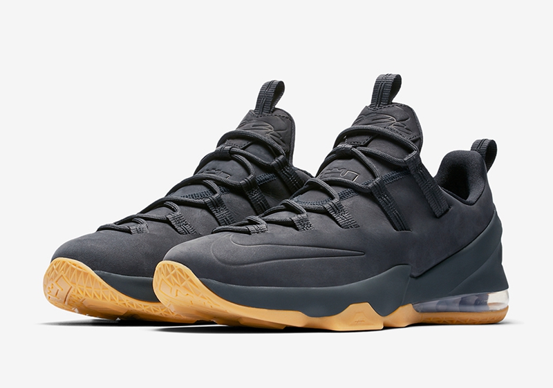 Nike,LeBron 13 Low,Team Red,AH 麂皮绒鞋面!两款全新 LeBron 13 Low 将于明日发售 Nike,LeBron 13 Low,Team Red,AH 麂皮绒鞋面!两款全新 LeBron 13 Low 将于明日发售