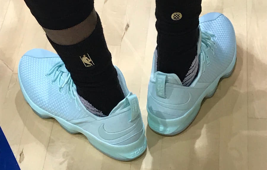 詹姆斯上脚曝光低帮 LeBron 14 Low LBJ14 球