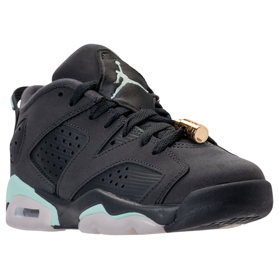 Air Jordan 6 Low,AJ6,768878-01 自带吸睛属性!这双金扣加持的 Air Jordan 6 Low GS 下月发售 Air Jordan 6 Low,AJ6,768878-01 自带吸睛属性!这双金扣加持的 Air Jordan 6 Low GS 下月发售