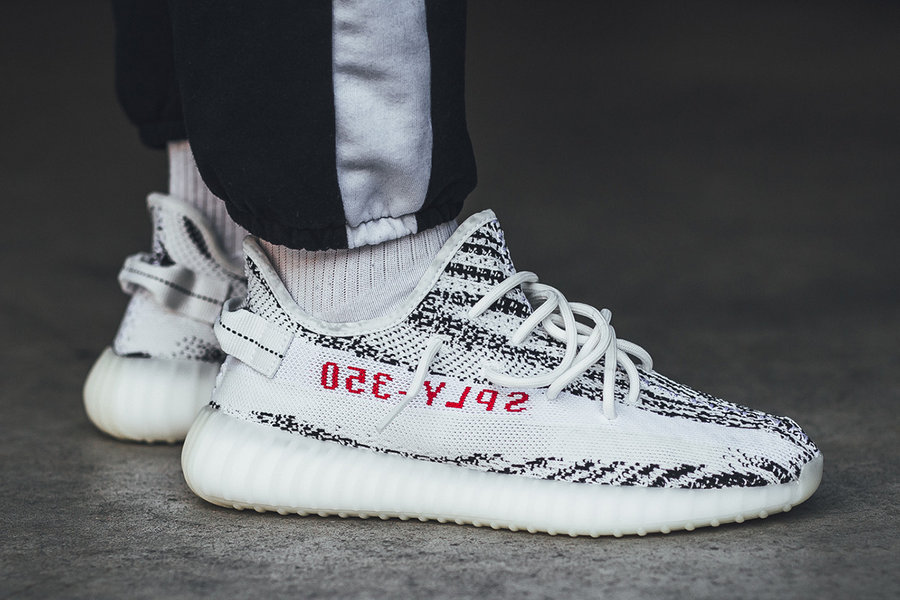 CP9654,Yeezy 350 Boost V2,Yeez CP9654 App 没抢到?你还有机会原价入手白斑马 Yeezy 350 V2! CP9654,Yeezy 350 Boost V2,Yeez CP9654 App 没抢到?你还有机会原价入手白斑马 Yeezy 350 V2!