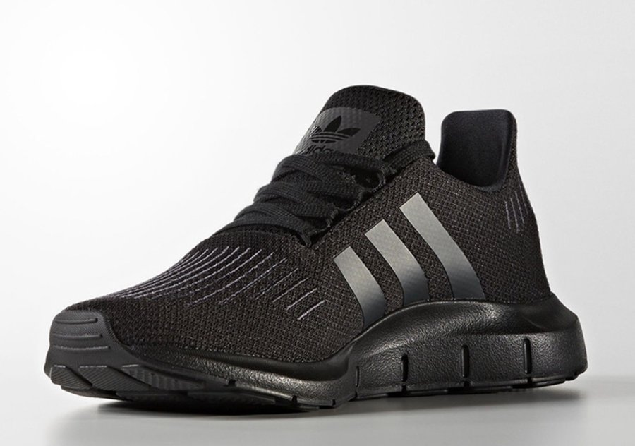 adidas,Swift 小黑鞋再添一员!adidas Originals Swift 全新配色发布 adidas,Swift 小黑鞋再添一员!adidas Originals Swift 全新配色发布