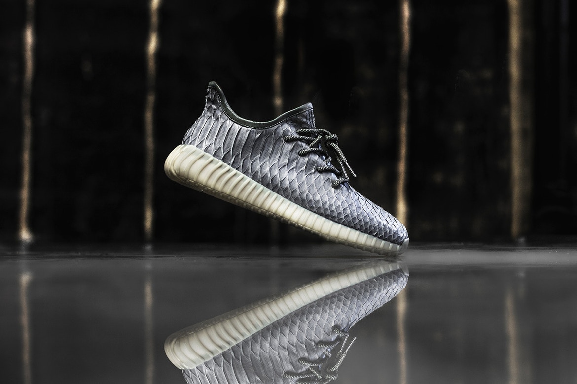 Yeezy 350 Boost V2,adidas,The 定价 00 美元!蟒蛇皮 Yeezy 350 Boost V2 定制版开放预订 Yeezy 350 Boost V2,adidas,The 定价 00 美元!蟒蛇皮 Yeezy 350 Boost V2 定制版开放预订