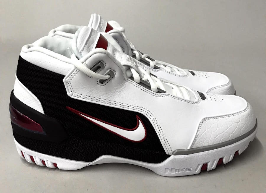 Nike,Air Zoom Generation,Lebro 詹皇战靴初露锋芒!Nike Air Zoom Generation 抢先实物欣赏 Nike,Air Zoom Generation,Lebro 詹皇战靴初露锋芒!Nike Air Zoom Generation 抢先实物欣赏