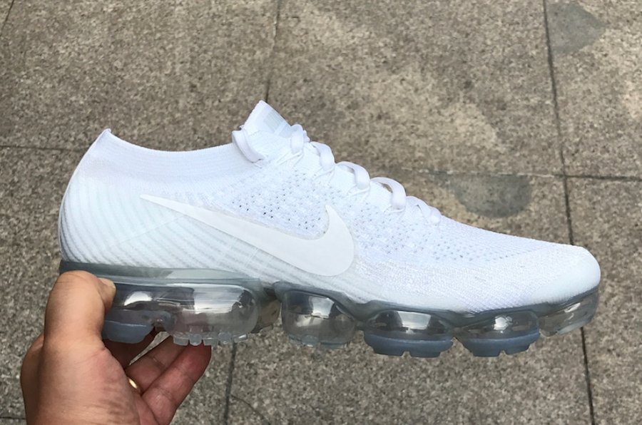 Nike,Nike Air VaporMax 纯白无暇!Nike Air VaporMax “Triple White” 实物曝光 Nike,Nike Air VaporMax 纯白无暇!Nike Air VaporMax “Triple White” 实物曝光