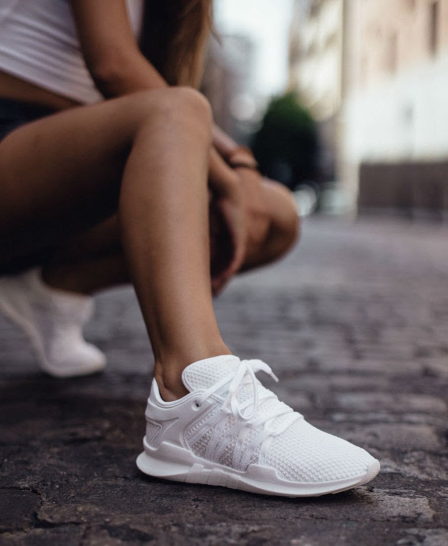adidas,EQT Racing ADV,Triple W 讨巧 “小白鞋”!这双 EQT 家族中的新品颜值不俗 adidas,EQT Racing ADV,Triple W 讨巧 “小白鞋”!这双 EQT 家族中的新品颜值不俗