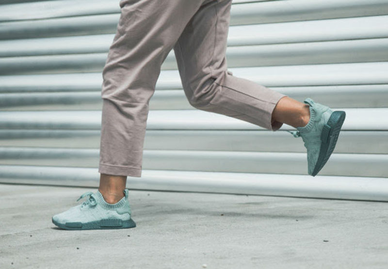 adidas,Color Boost,NMD,CG3601 这双 Color Boost 有点特别!adidas NMD R1 PK 新品亮相 adidas,Color Boost,NMD,CG3601 这双 Color Boost 有点特别!adidas NMD R1 PK 新品亮相
