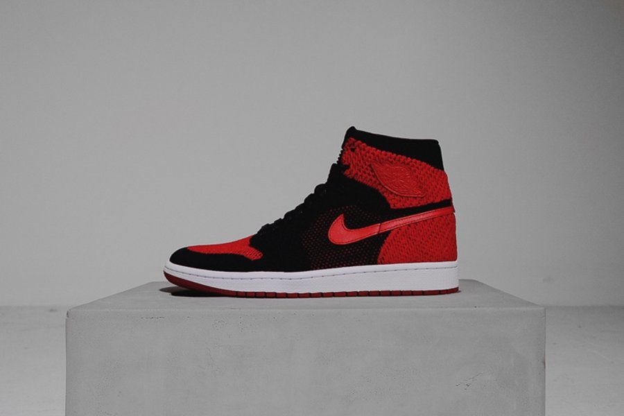 Air Jordan 1,Flyknit,Banned,AJ 多角度实物对比!编织与皮质版本黑红 Air Jordan 1 你选哪个? Air Jordan 1,Flyknit,Banned,AJ 多角度实物对比!编织与皮质版本黑红 Air Jordan 1 你选哪个?