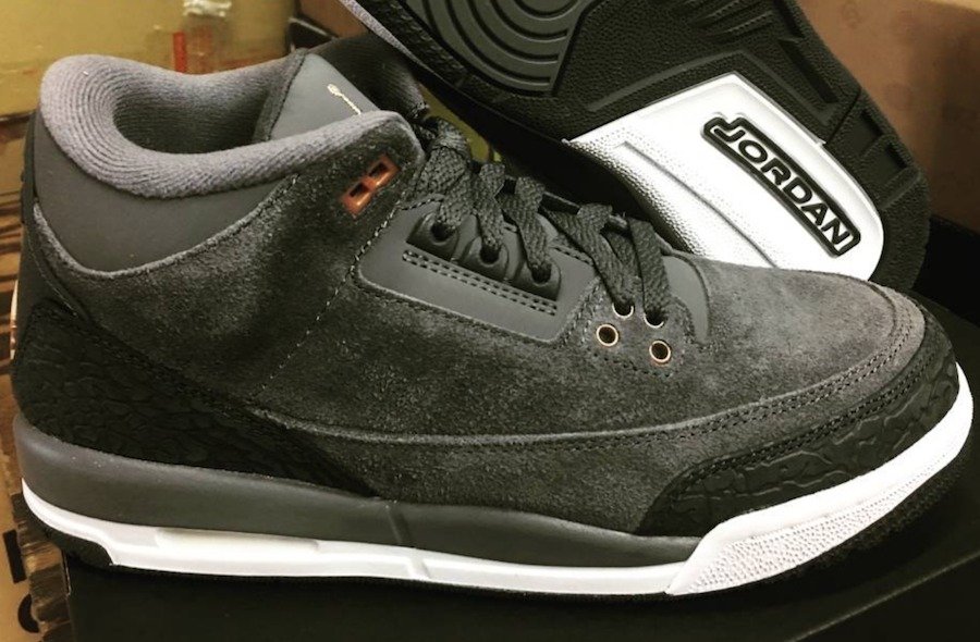 Air Jordan 3,AJ3,441140-035 质感出众!酷似恐惧主题的 Air Jordan 3 新品你给打几分? Air Jordan 3,AJ3,441140-035 质感出众!酷似恐惧主题的 Air Jordan 3 新品你给打几分?
