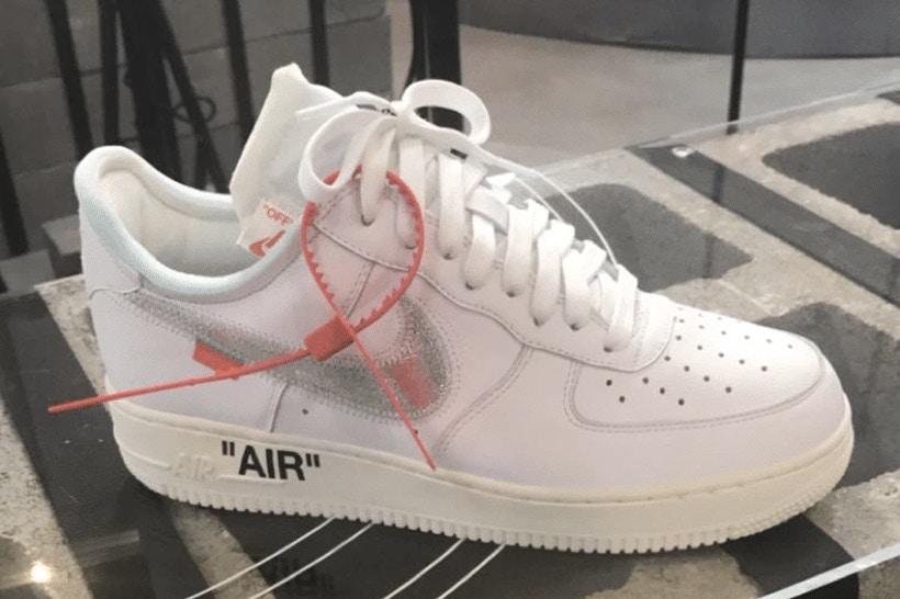 Nike,Air Force 1,Virgil Abloh, Virgil Abloh 还是 Travis Scott?两双特制 AF1 Low 实物曝光 Nike,Air Force 1,Virgil Abloh, Virgil Abloh 还是 Travis Scott?两双特制 AF1 Low 实物曝光