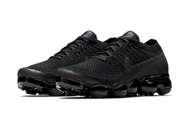Nike,Air VaporMax 比黑色更黑!全新 Air VaporMax “Triple Black” 即将上架 Nike,Air VaporMax 比黑色更黑!全新 Air VaporMax “Triple Black” 即将上架