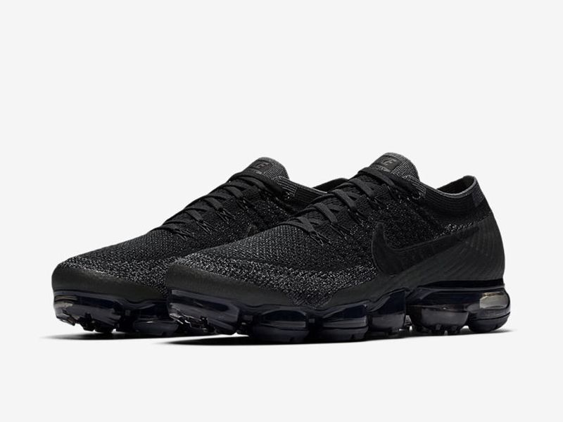 Nike,Air VaporMax 比黑色更黑!全新 Air VaporMax “Triple Black” 即将上架 Nike,Air VaporMax 比黑色更黑!全新 Air VaporMax “Triple Black” 即将上架