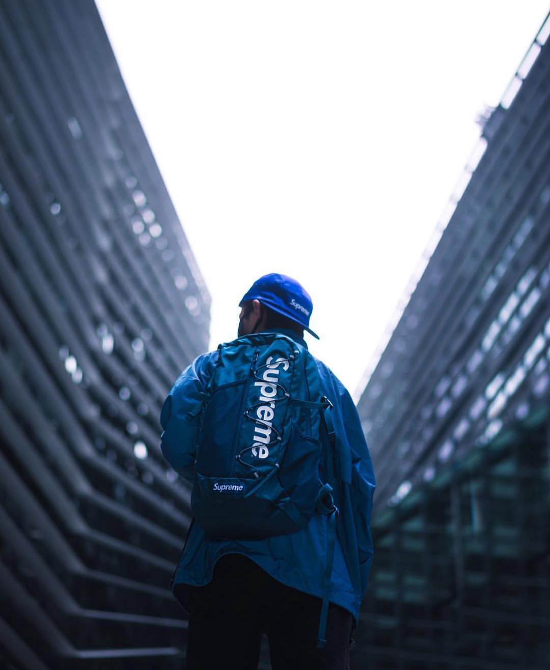 Supreme 快速提升穿搭品味和实用性,就靠这件单品了! Supreme 快速提升穿搭品味和实用性,就靠这件单品了!