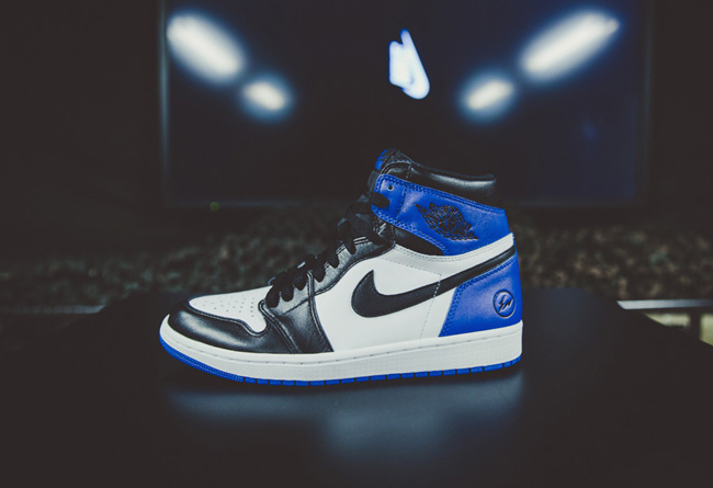 fragment design,Air Jordan 3,m 闪电配色!这款 fragment x Air Jordan 3 你给打几分? fragment design,Air Jordan 3,m 闪电配色!这款 fragment x Air Jordan 3 你给打几分?