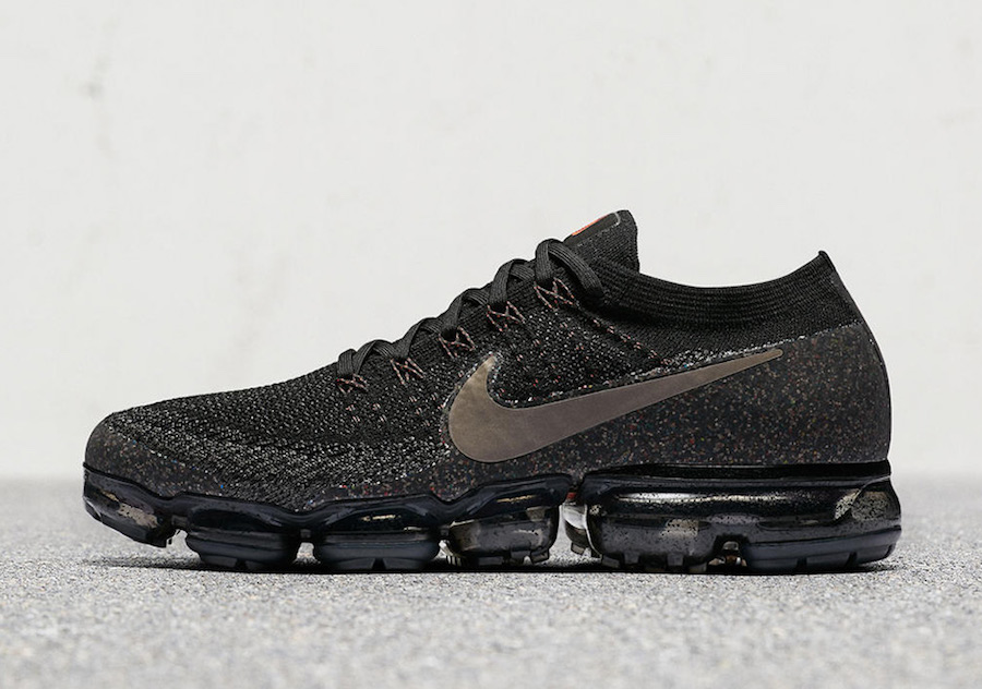 Nike,Air VaporMax,899473-010 细节更丰富!Air VaporMax “Dark” 下月即将发售 Nike,Air VaporMax,899473-010 细节更丰富!Air VaporMax “Dark” 下月即将发售