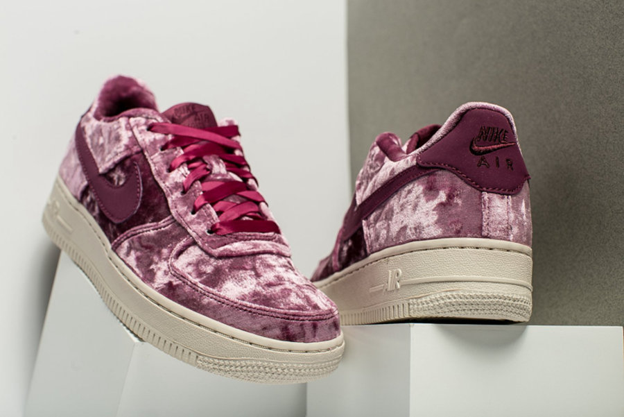 Air Force 1,Nike,849345-601 华丽又甜美!粉红丝绒 Air Force 1 现已发售 Air Force 1,Nike,849345-601 华丽又甜美!粉红丝绒 Air Force 1 现已发售