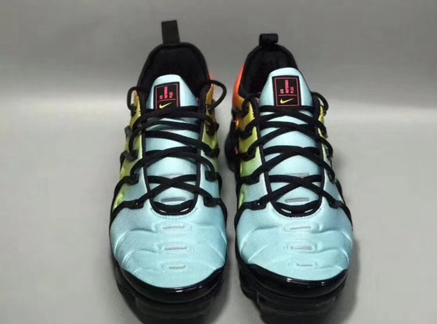 Air VaporMax Plus,Nike,A04550- 绚丽渐变鞋面!这款 Air VaporMax Plus 你给打几分? Air VaporMax Plus,Nike,A04550- 绚丽渐变鞋面!这款 Air VaporMax Plus 你给打几分?
