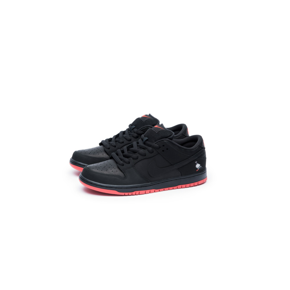 Nike,SB Dunk Low 发售信息确定!想入手黑鸽子 SB Dunk 一定要看这里! Nike,SB Dunk Low 发售信息确定!想入手黑鸽子 SB Dunk 一定要看这里!