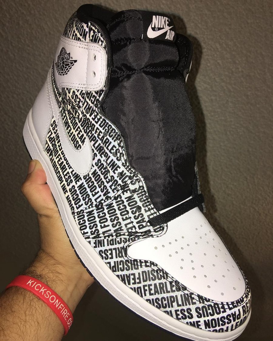 AJ1,Air Jordan 1,555088-008 夸张 3M 反光材质!全新配色 Air Jordan 1 明日发售 AJ1,Air Jordan 1,555088-008 夸张 3M 反光材质!全新配色 Air Jordan 1 明日发售