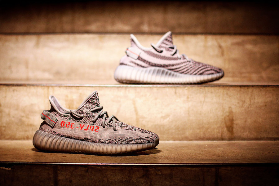 yeezy, 除了第一时间带来开箱上脚,我们还将送你一双新 Yeezy! yeezy, 除了第一时间带来开箱上脚,我们还将送你一双新 Yeezy!