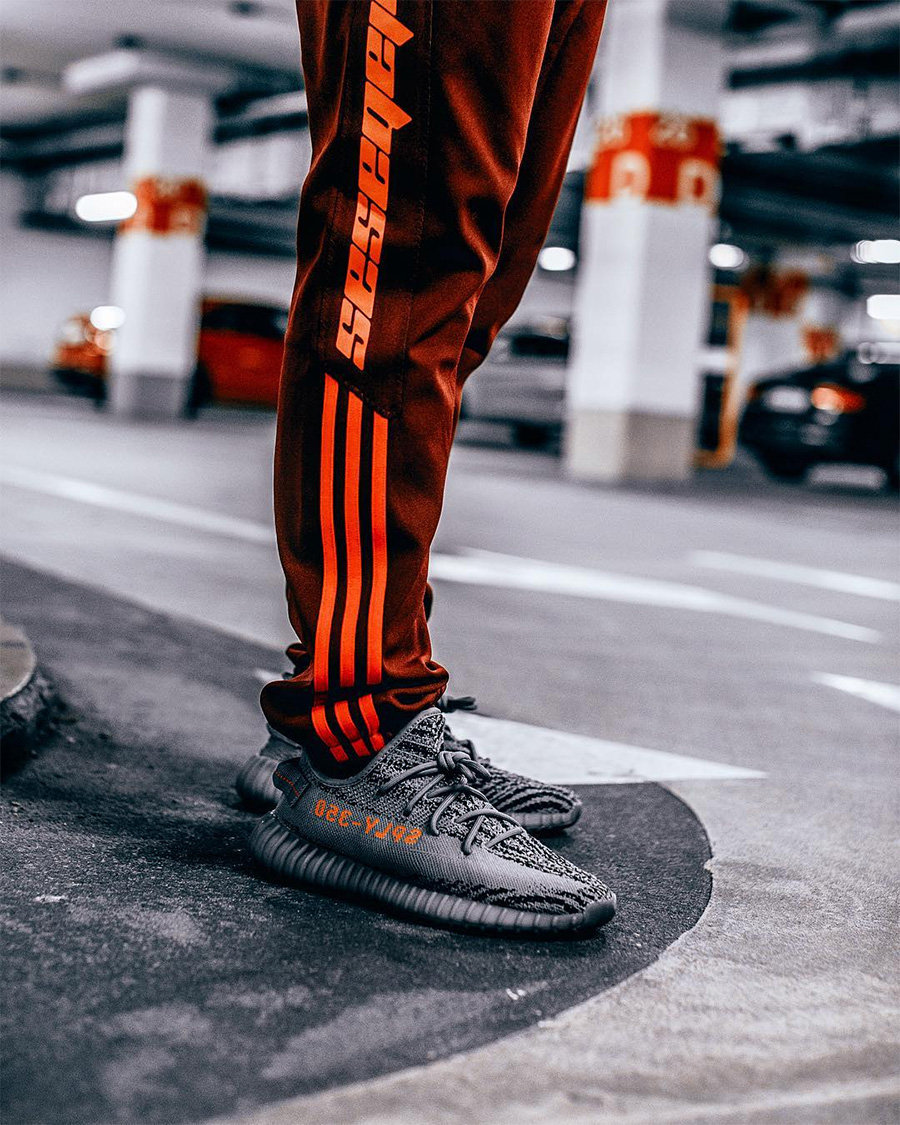 AH2203,Yeezy 350 Boost V2,Yeez AH2203 确实好看又不贵,但新灰橙 Yeezy 350 Boost V2 还是有个硬伤… AH2203,Yeezy 350 Boost V2,Yeez AH2203 确实好看又不贵,但新灰橙 Yeezy 350 Boost V2 还是有个硬伤…