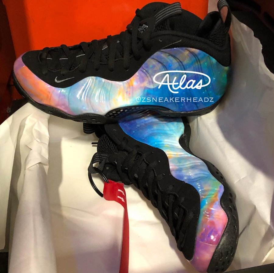 Nike,Air Foamposite One,AR3771 全新银河喷!炫彩的星空将于二月发售! Nike,Air Foamposite One,AR3771 全新银河喷!炫彩的星空将于二月发售!