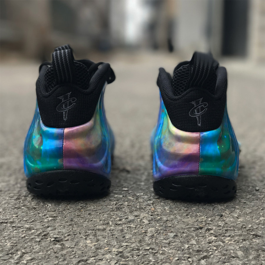 AR3771-800,Foamposite One,Foam AR3771-800 喷泡家族又要起飞了!“银河喷 2.0” 明年二月正式发售! AR3771-800,Foamposite One,Foam AR3771-800 喷泡家族又要起飞了!“银河喷 2.0” 明年二月正式发售!