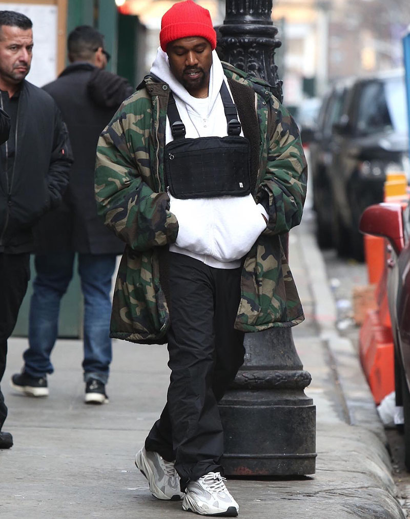 明星上脚,球鞋上脚 Kanye 上脚 Yeezy 全新配色!一周明星上脚精选 12.25 明星上脚,球鞋上脚 Kanye 上脚 Yeezy 全新配色!一周明星上脚精选 12.25