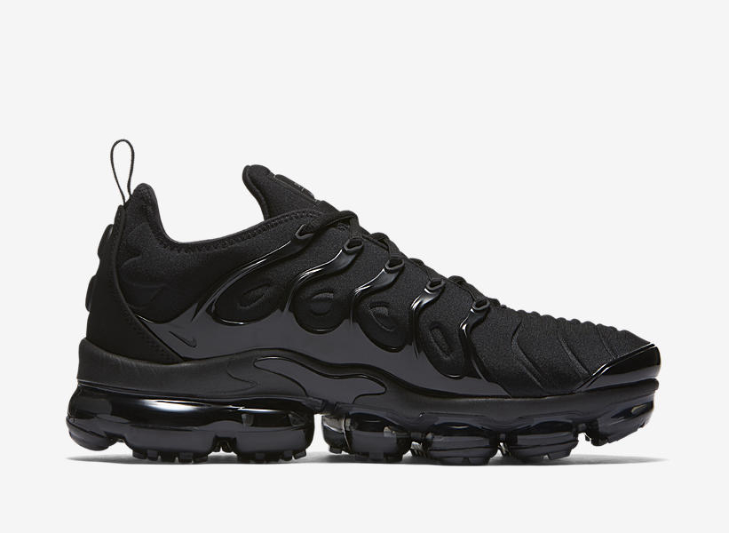 Air VaporMax Plus,Nike,Triple 全新合体鞋型!纯黑 Air VaporMax Plus 现已上架发售 Air VaporMax Plus,Nike,Triple 全新合体鞋型!纯黑 Air VaporMax Plus 现已上架发售