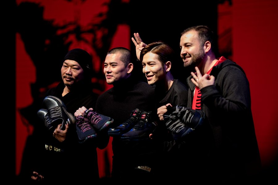Dame 4,Harden Vol.1,D Rose 8,C 萧敬腾、方文山和小青龙都来助阵!带你亲临最火爆的球鞋发布现场! Dame 4,Harden Vol.1,D Rose 8,C 萧敬腾、方文山和小青龙都来助阵!带你亲临最火爆的球鞋发布现场!