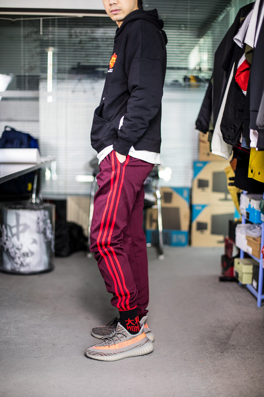 Calabasas,Yeezy 最佳搭配!最适合 Yeezy 穿搭的长裤就是它,恐怕没有之一! Calabasas,Yeezy 最佳搭配!最适合 Yeezy 穿搭的长裤就是它,恐怕没有之一!