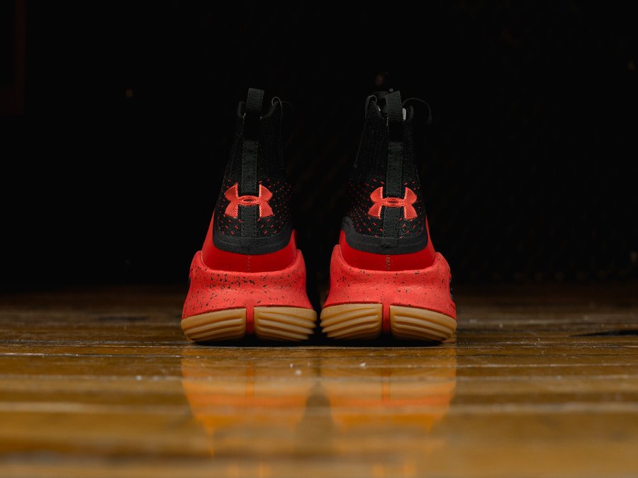 Under Armour,UA,Curry 4,Curry 极具视觉侵略性!萌神 Curry 4 全新配色即将发售 Under Armour,UA,Curry 4,Curry 极具视觉侵略性!萌神 Curry 4 全新配色即将发售