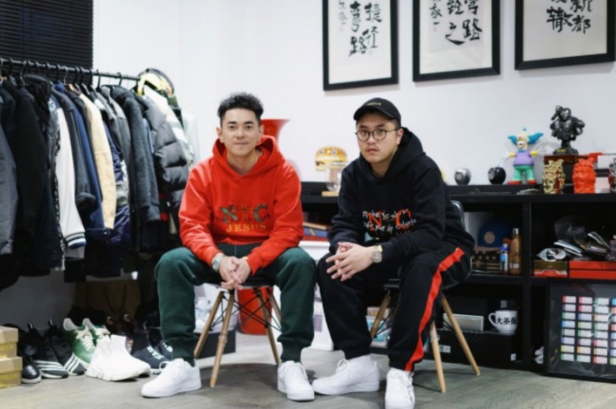 服饰,推荐,新年,穿,新衣,是,我们,中华民族, 今天的推荐是「春节喜庆服饰」和「保暖棉服」!两个你都想要吧! 服饰,推荐,新年,穿,新衣,是,我们,中华民族, 今天的推荐是「春节喜庆服饰」和「保暖棉服」!两个你都想要吧!