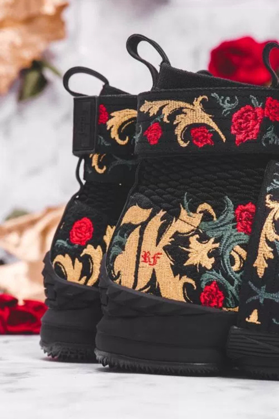 KITH,NikeLebron 15,Ronnie Fieg 奢华又霸气!KITH x Nike LeBron 15 第二波联名发布 KITH,NikeLebron 15,Ronnie Fieg 奢华又霸气!KITH x Nike LeBron 15 第二波联名发布