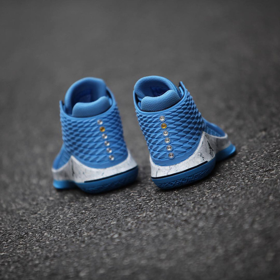 Air Jordan 32,AJ32,AA1253-406 诱人北卡蓝!Air Jordan 32 “UNC” 实拍美图近赏 Air Jordan 32,AJ32,AA1253-406 诱人北卡蓝!Air Jordan 32 “UNC” 实拍美图近赏