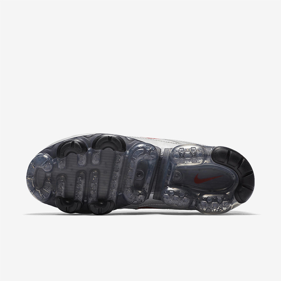 VaporMax 97,Nike 银子弹又来了!这一次还有更 “澎湃” 的脚感! VaporMax 97,Nike 银子弹又来了!这一次还有更 “澎湃” 的脚感!