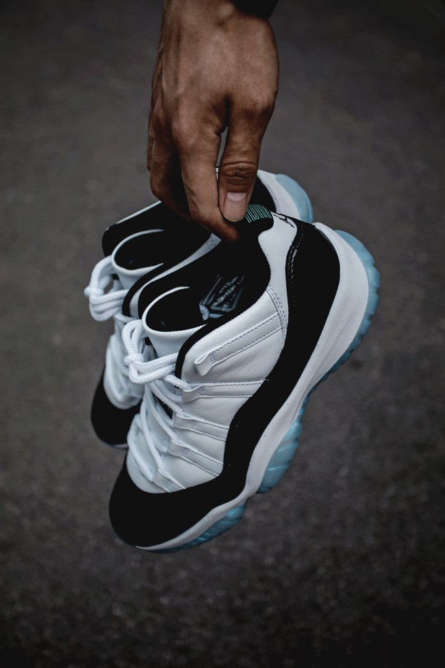 528895-145,Air Jordan 11,AJ11 买一双当两双穿!提前带来 Air Jordan 11 Low 开箱上脚展示! 528895-145,Air Jordan 11,AJ11 买一双当两双穿!提前带来 Air Jordan 11 Low 开箱上脚展示!