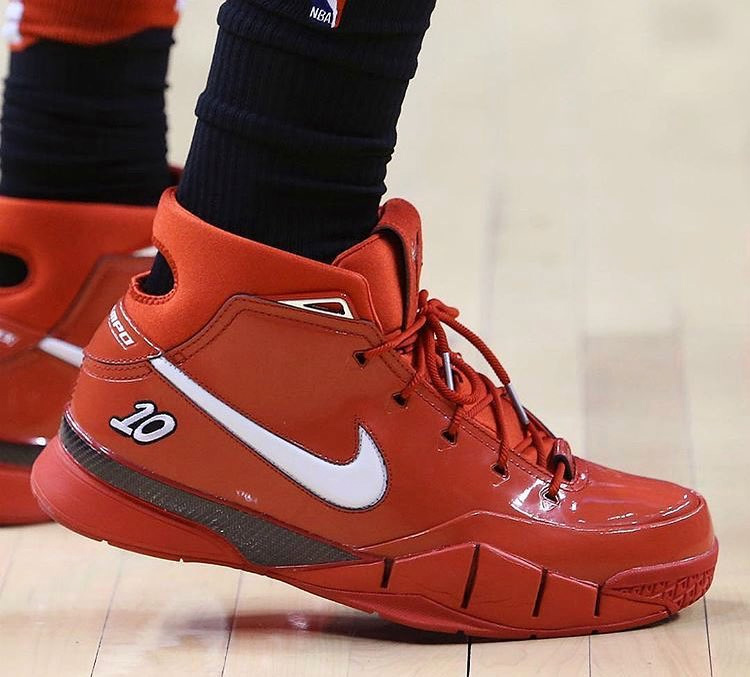 Kobe 1 Protro,Nike 德罗赞专属的大红 Kobe 1 Protro PE 即将发售!入手难度有点高! Kobe 1 Protro,Nike 德罗赞专属的大红 Kobe 1 Protro PE 即将发售!入手难度有点高!