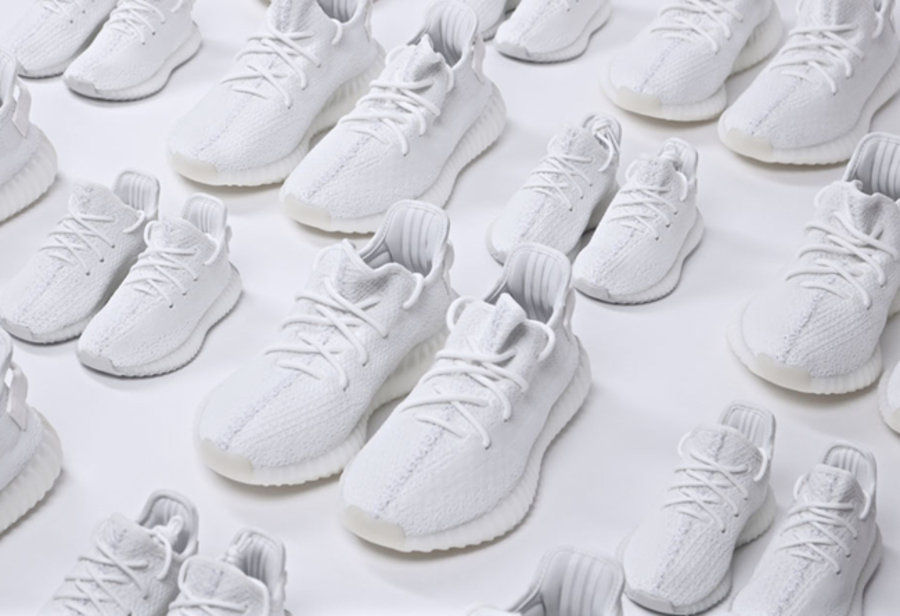 Yeezy 350 V2,CP9366 货量信息首次曝光!纯白 Yeezy 350 V2 七月再次发售 Yeezy 350 V2,CP9366 货量信息首次曝光!纯白 Yeezy 350 V2 七月再次发售