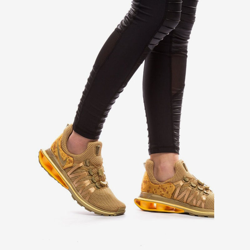 发售,Nike,Shox Gravity,AQ8554-70 脚感反馈更明显!Nike Shox Gravity 新品亮相 发售,Nike,Shox Gravity,AQ8554-70 脚感反馈更明显!Nike Shox Gravity 新品亮相