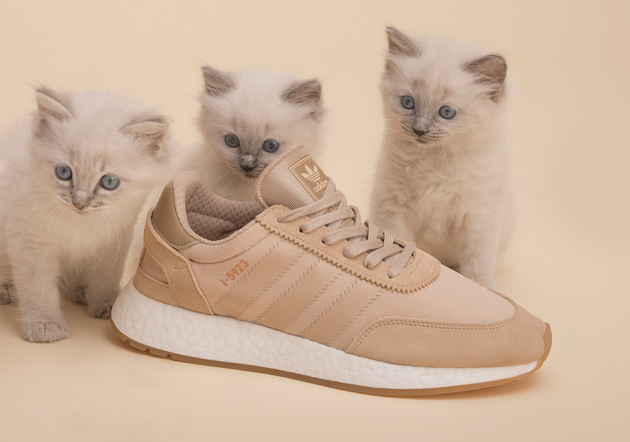 adidas,adidas Originals,I-5923 萌猫出镜!两双 Sneakersnstuff x I-5923 本周末发售 adidas,adidas Originals,I-5923 萌猫出镜!两双 Sneakersnstuff x I-5923 本周末发售