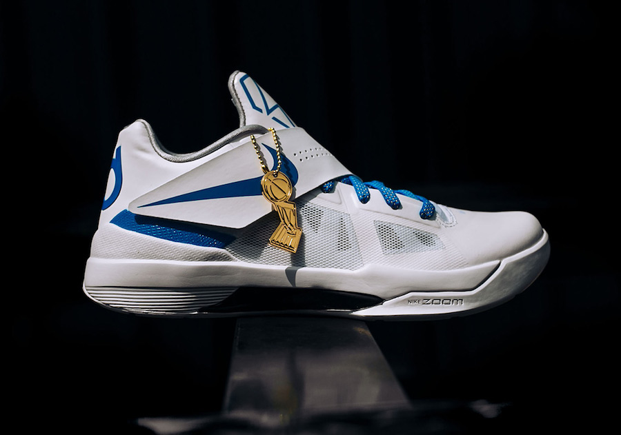 Nike,KD4,AQ5103-100,发售 冠军 16 系列新成员!杜兰特 KD 4 下月正式发售 Nike,KD4,AQ5103-100,发售 冠军 16 系列新成员!杜兰特 KD 4 下月正式发售