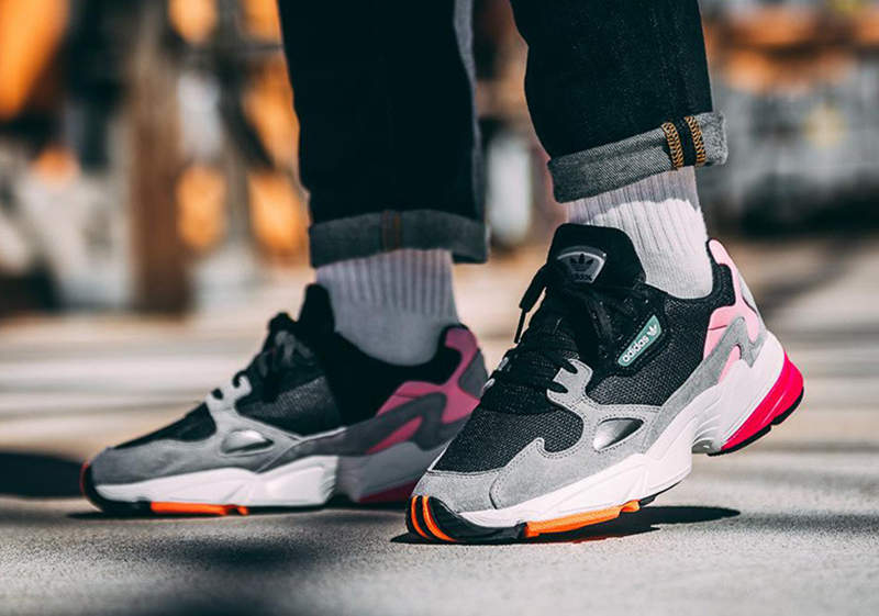 adidas,Falcon,开箱,上脚,发售 全新老爹鞋!adidas Falcon 实物上脚图赏 adidas,Falcon,开箱,上脚,发售 全新老爹鞋!adidas Falcon 实物上脚图赏